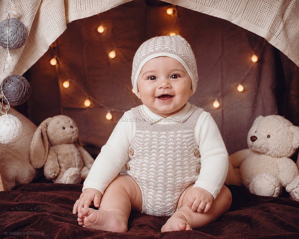 Knitted Baby 2 pcs Short Dungaree Set with Hat