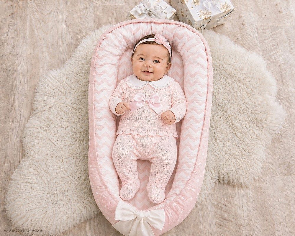 Knitted Baby Girls 2 pcs Set with Lace Collar and Bow