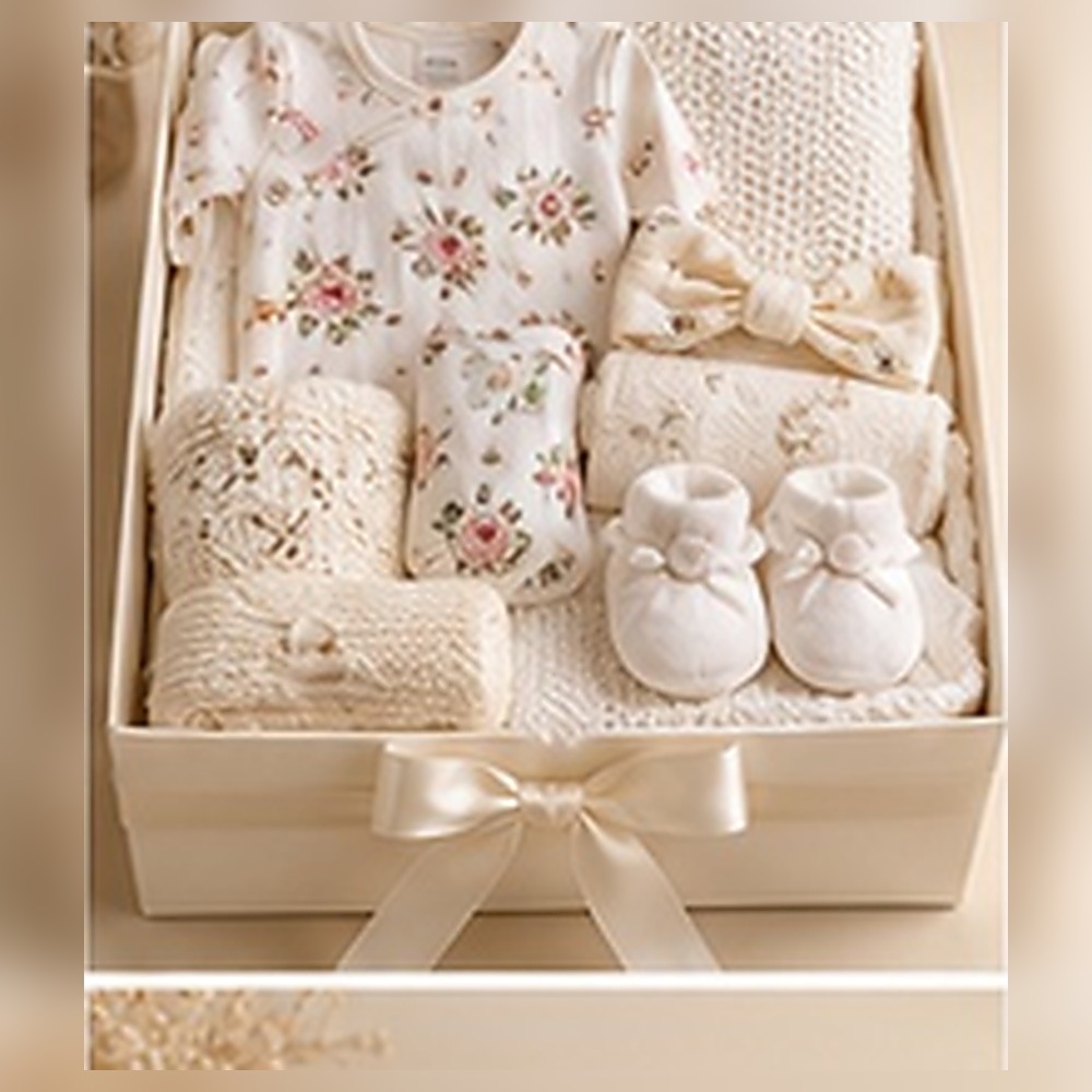 Teddy & Me – Cuddles & Comfort Baby Keepsake Hamper