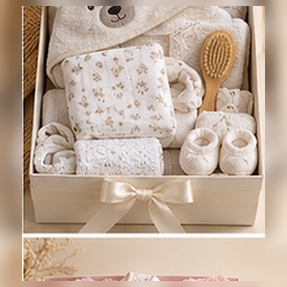 Signature Newborn Wardrobe – Everyday Dressing Baby Hamper